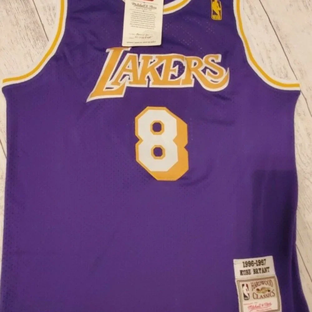Kobe Bryant #8 Men's Lakers Purple Throwback Jersey - Picture 2 of 6